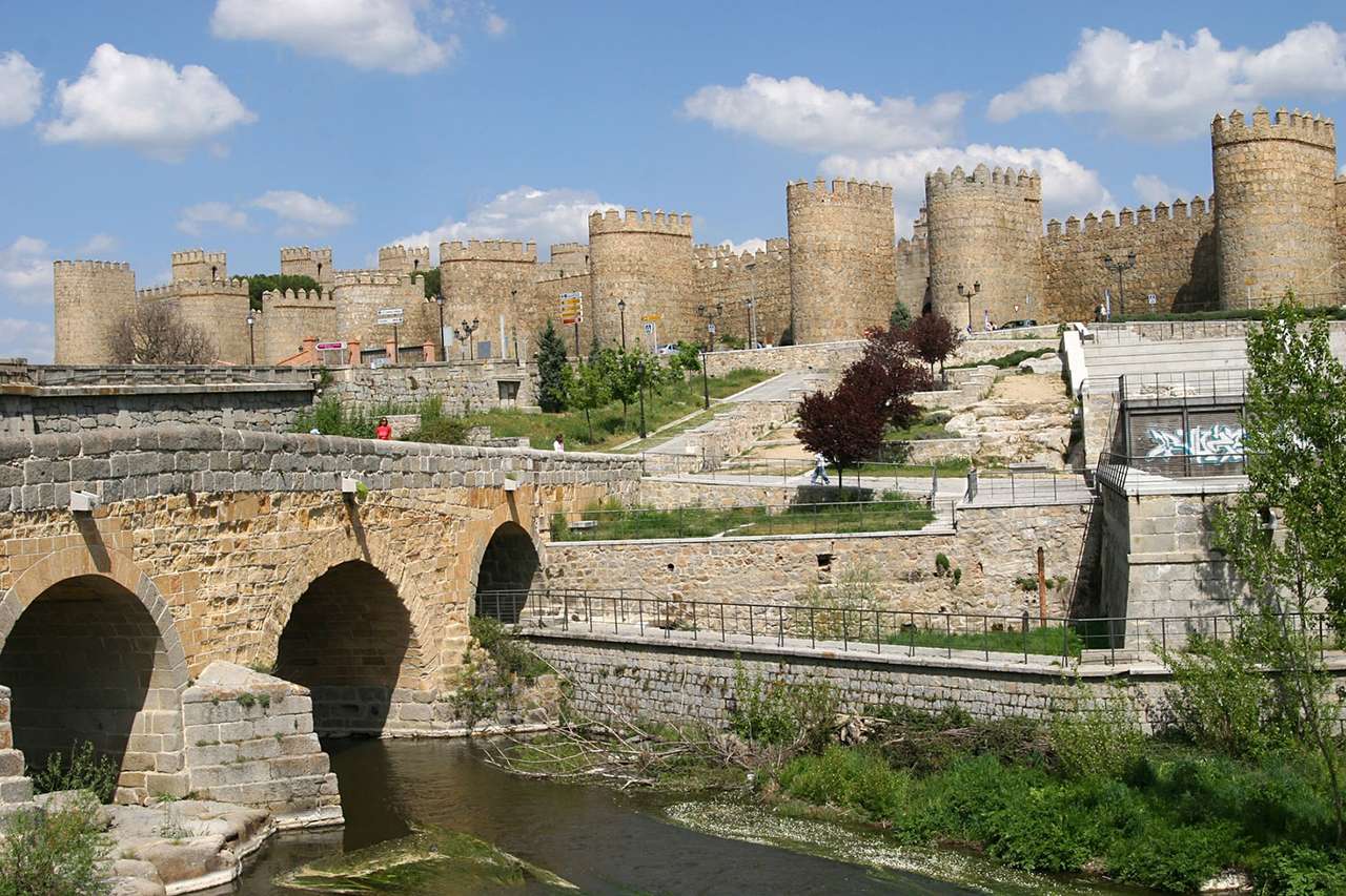 Avila City Walls (Spanje) puzzel online van foto