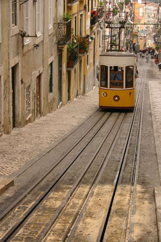 Τελεφερίκ στη Λισαβόνα (Πορτογαλία) παζλ online από φωτογραφία
