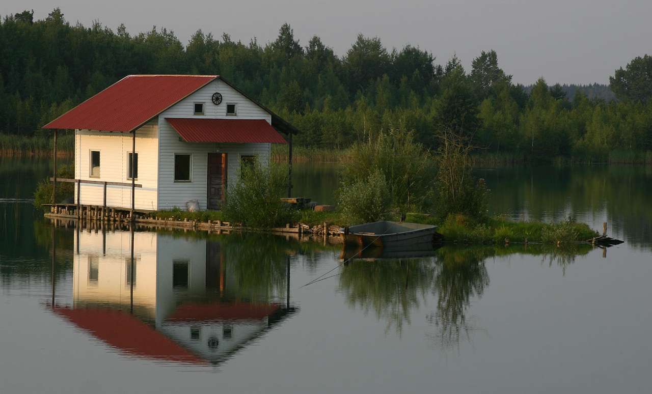 Σπίτι πάνω στο νερό online παζλ
