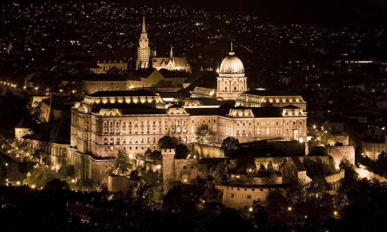 Budínský hrad (Maďarsko) puzzle online z fotografie