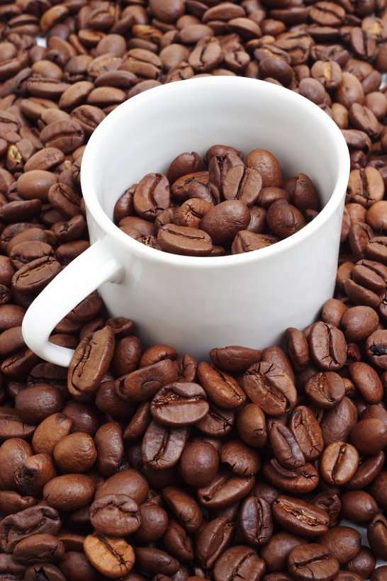 Coffee beans puzzle online from photo