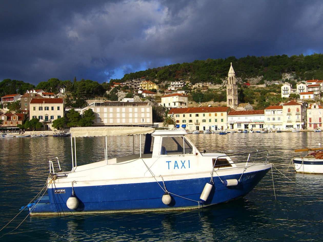 Taxi acuático (Croacia) puzzle online a partir de foto
