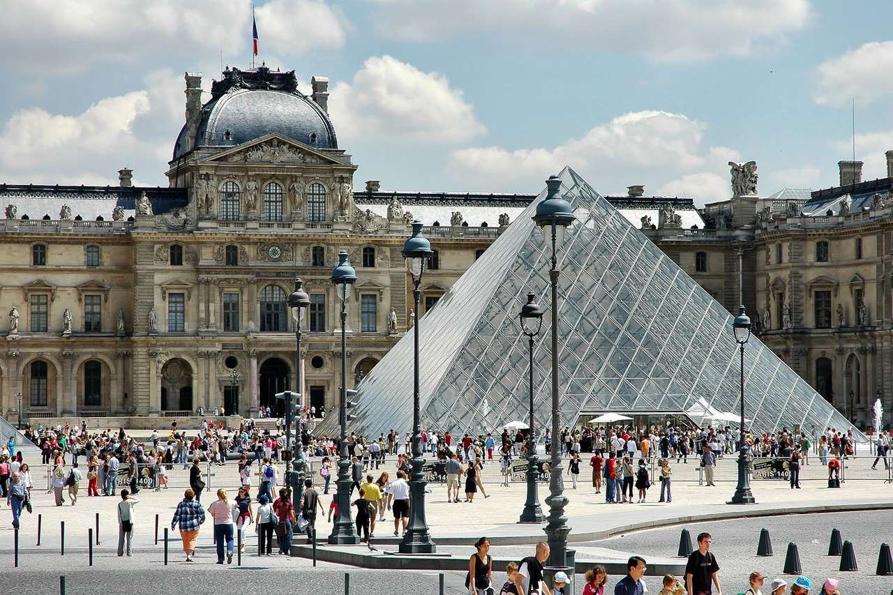 Лувър в Париж (Франция) онлайн пъзел от снимка