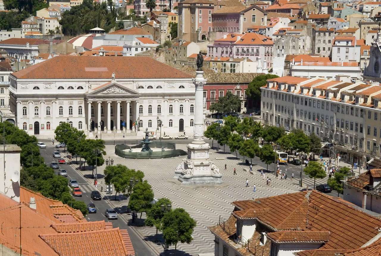 Place Rossio à Lisbonne (Portugal) puzzle en ligne