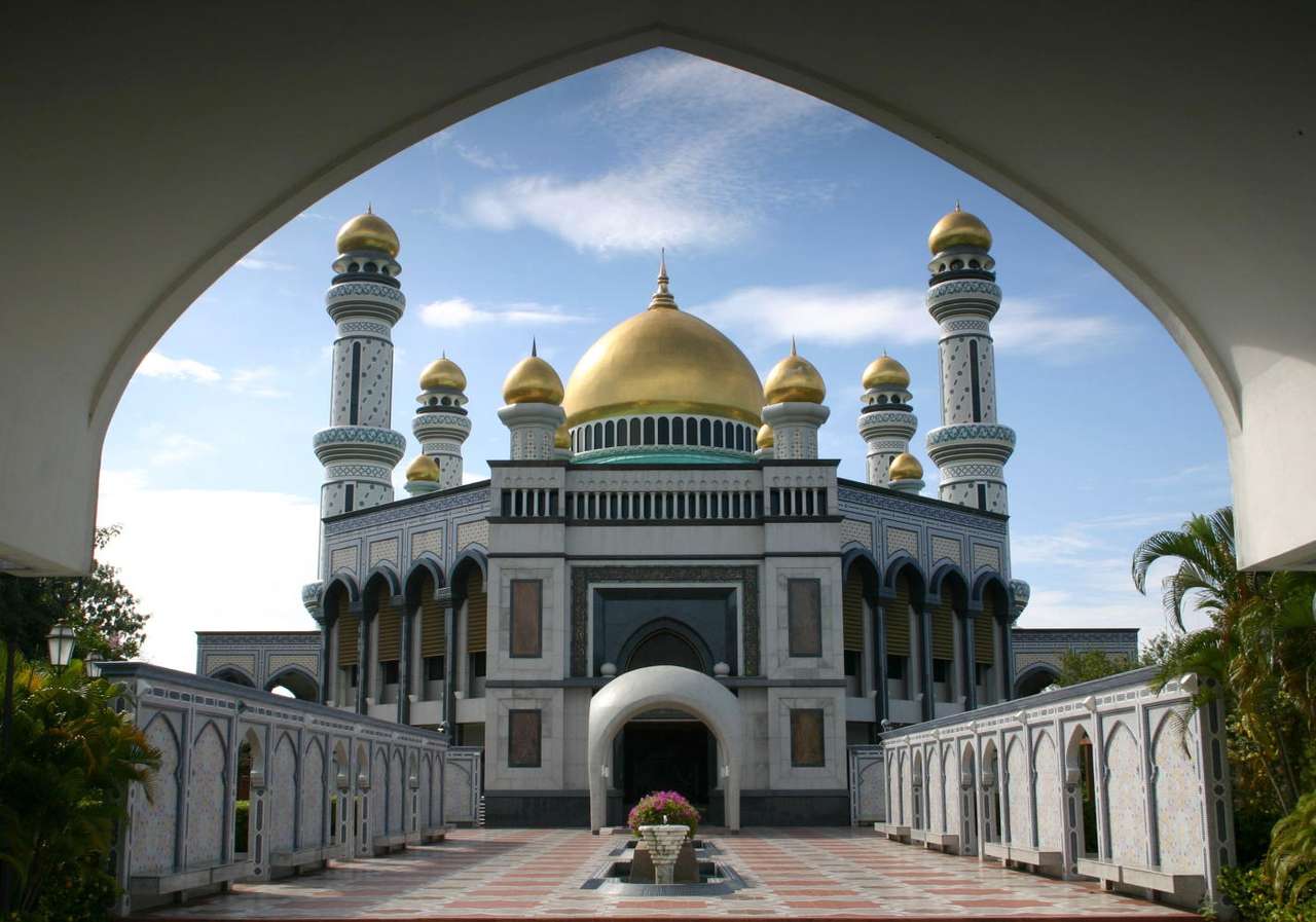 Mesquita Jame'Asr Hassanal Bolkiah (Brunei) puzzle online a partir de fotografia