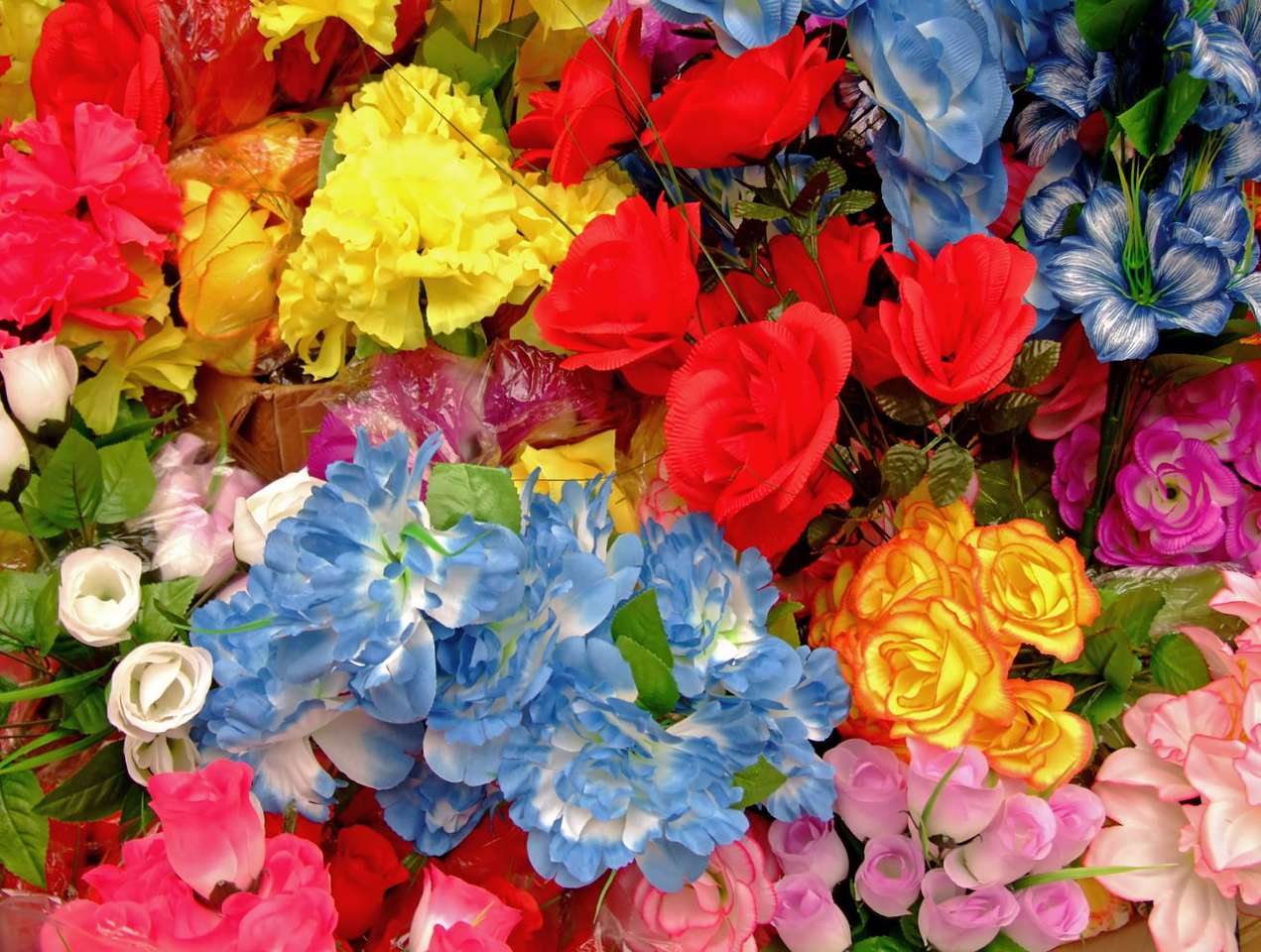Artificial flowers puzzle online from photo