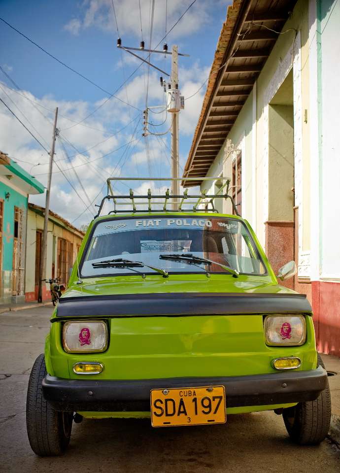Polski Fiat i Trinidad (Kuba) Pussel online
