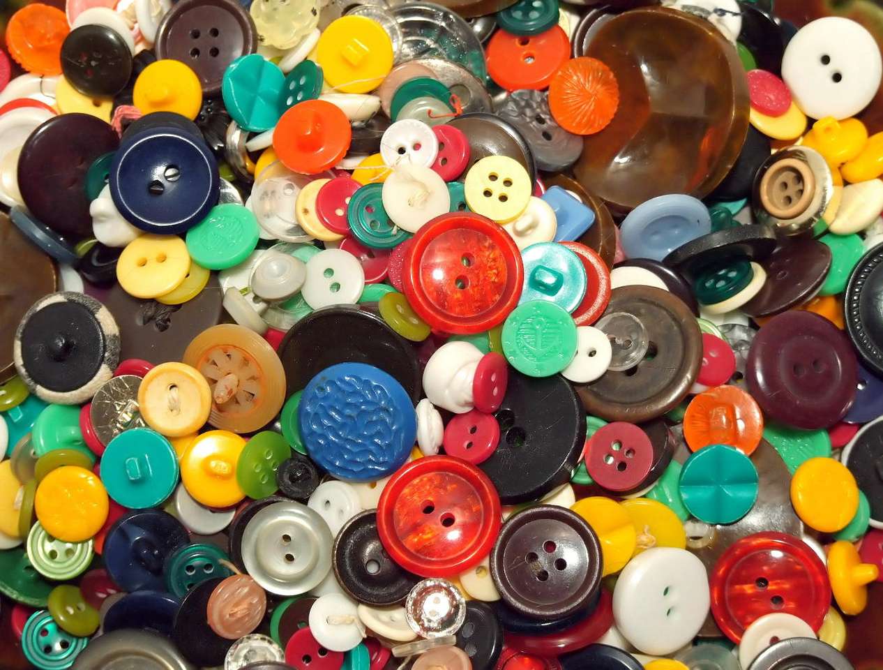 Old Buttons puzzle online from photo