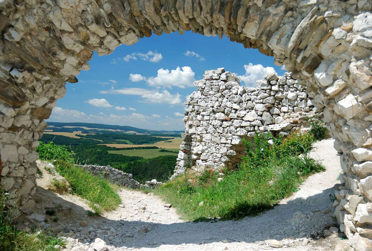 Замъкът Cachtice (Словакия) онлайн пъзел