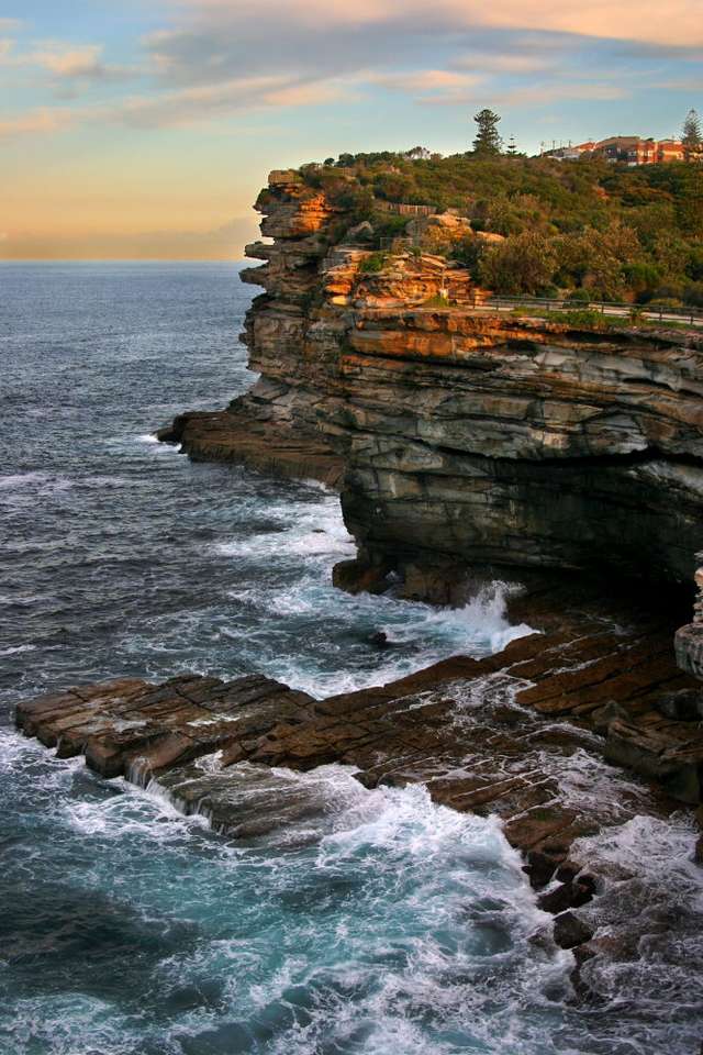 Cliffs in Sydney (Australia) puzzle online from photo