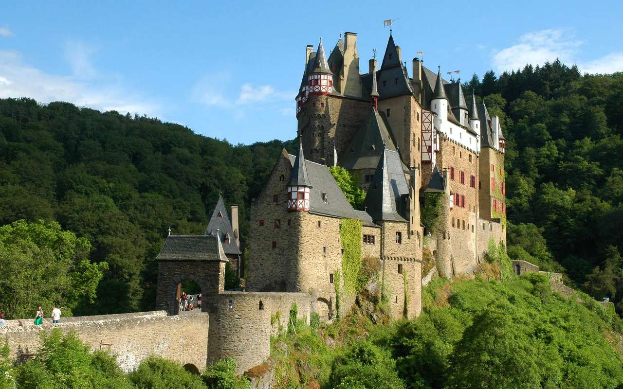Замъкът Елц (Германия) онлайн пъзел от снимка