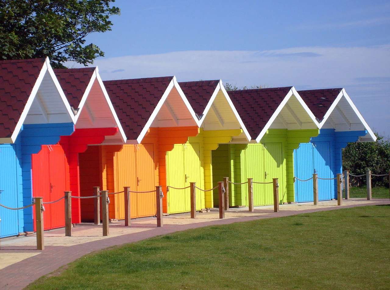 Chalets de playa de Scarborough (Reino Unido) puzzle online a partir de foto