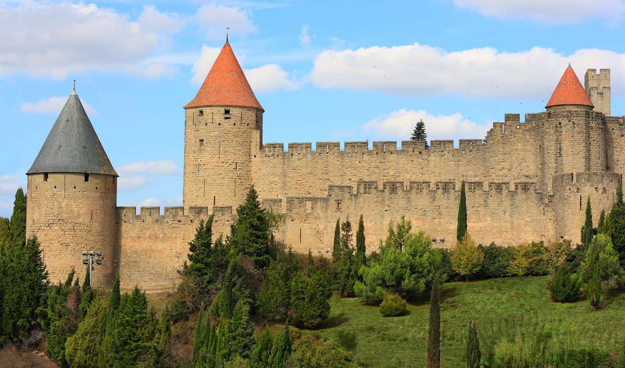 Fästning i Carcassonne (Frankrike) pussel online från foto