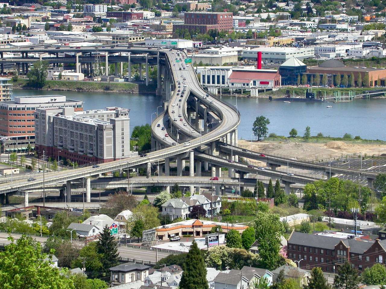 Utsikt över Portland och Marquam Bridge (USA) pussel online från foto