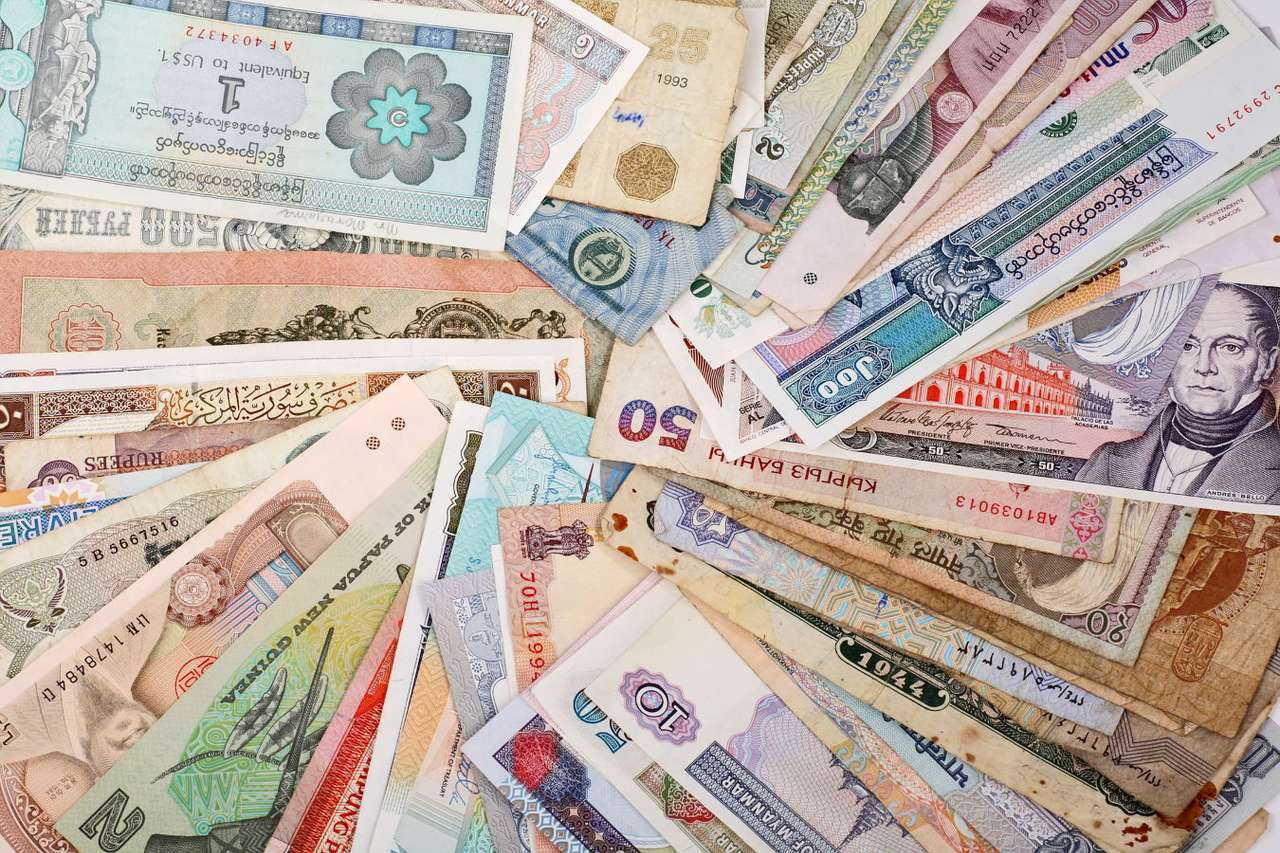 Currencies of the world online puzzle