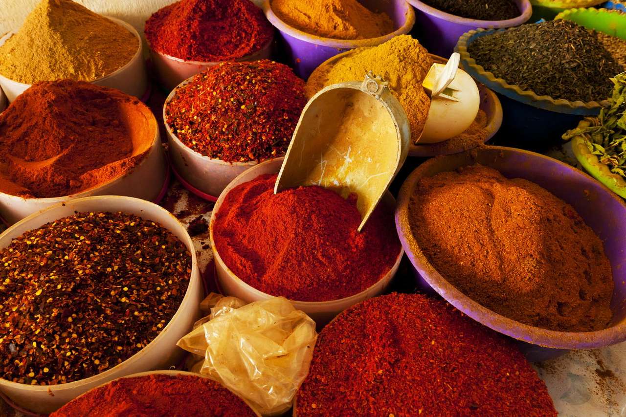 Orientaliska kryddor pussel online från foto