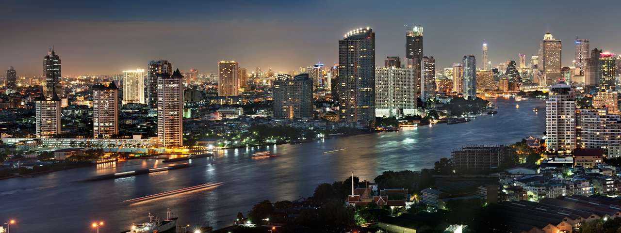 Град Бангкок в здрача (Тайланд) пъзел