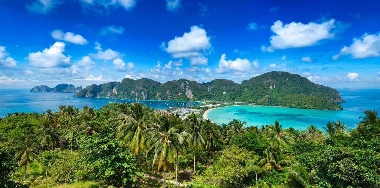 Phi-Phi Island (Thailand) puzzle online from photo