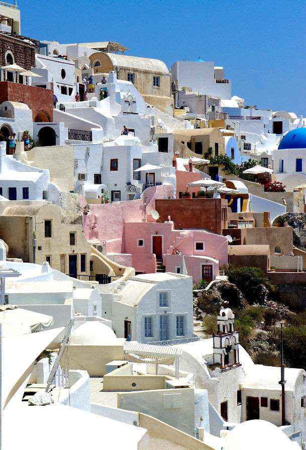 Charakteristické bydlení na ostrově Santorini (Řecko) online puzzle