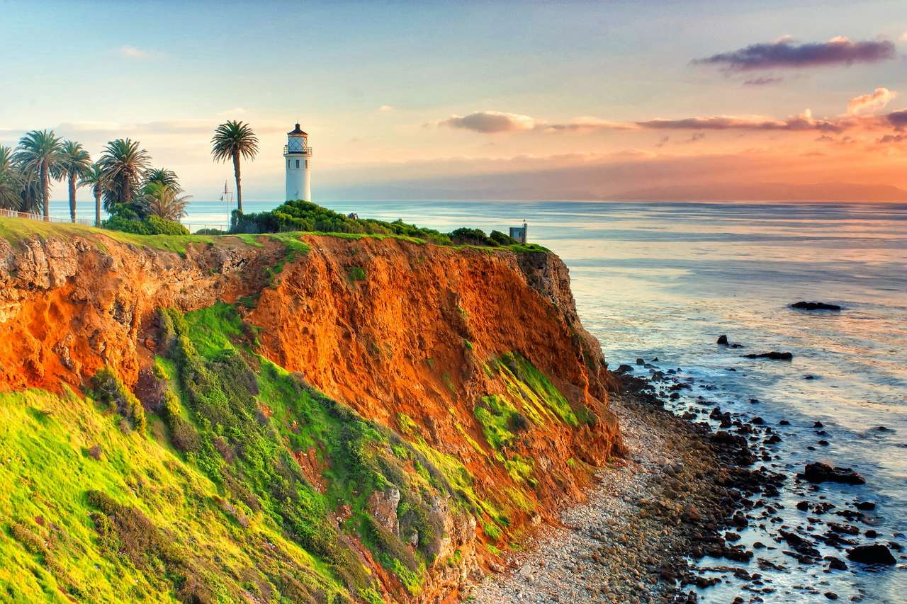 Point Vincente lighthouse in California (USA) online puzzle