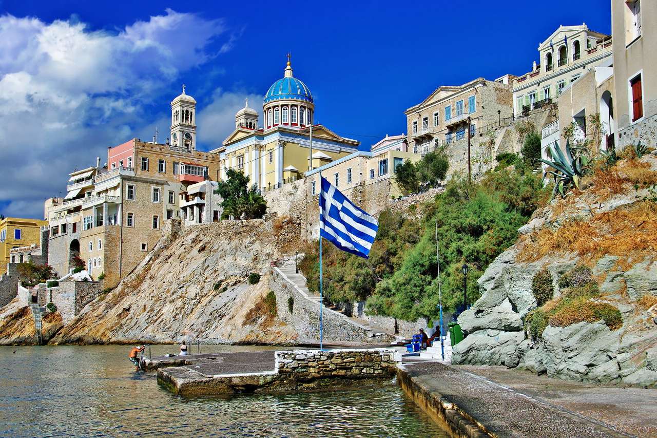 Ermoupoli op het eiland Siros (Griekenland) online puzzel
