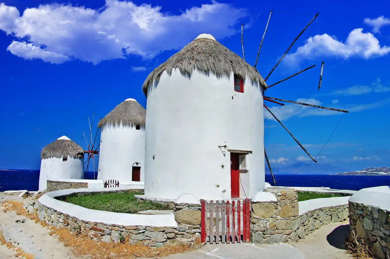 Os gigantes de Quixote: como funciona um moinho de vento na Grécia -  360meridianos