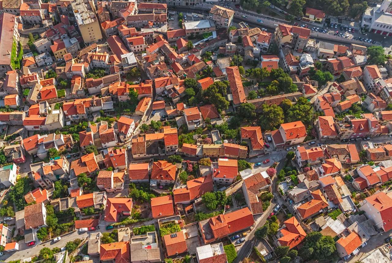 Vista aérea de Sibenik (Croácia) puzzle online a partir de fotografia