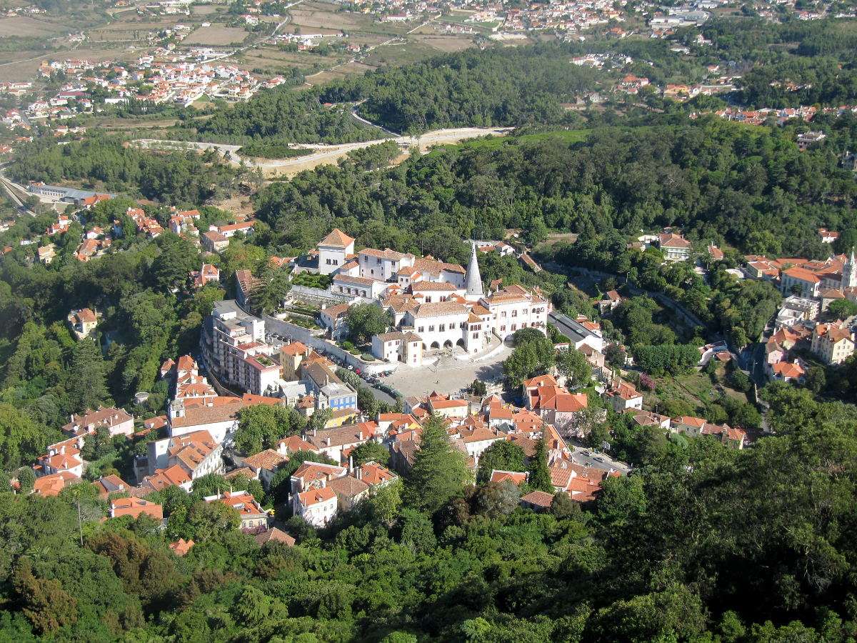 Nationella palatset i Sintra (Portugal) pussel online från foto