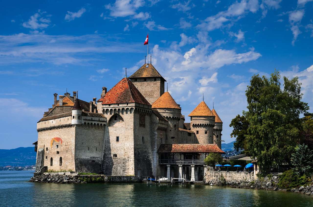 Замъкът Chillon (Швейцария) онлайн пъзел от снимка