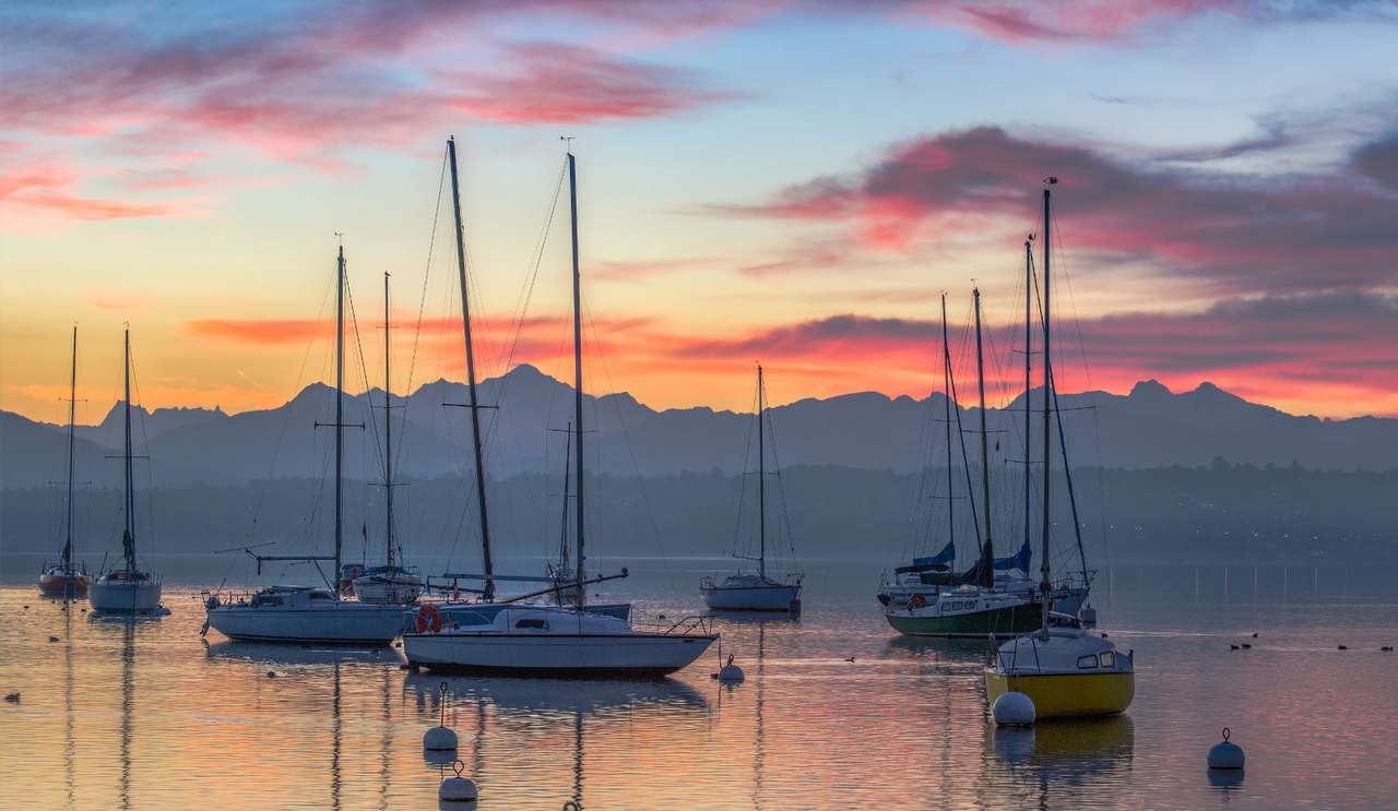 Jachty na Ženevském jezeře (Švýcarsko) puzzle online z fotografie