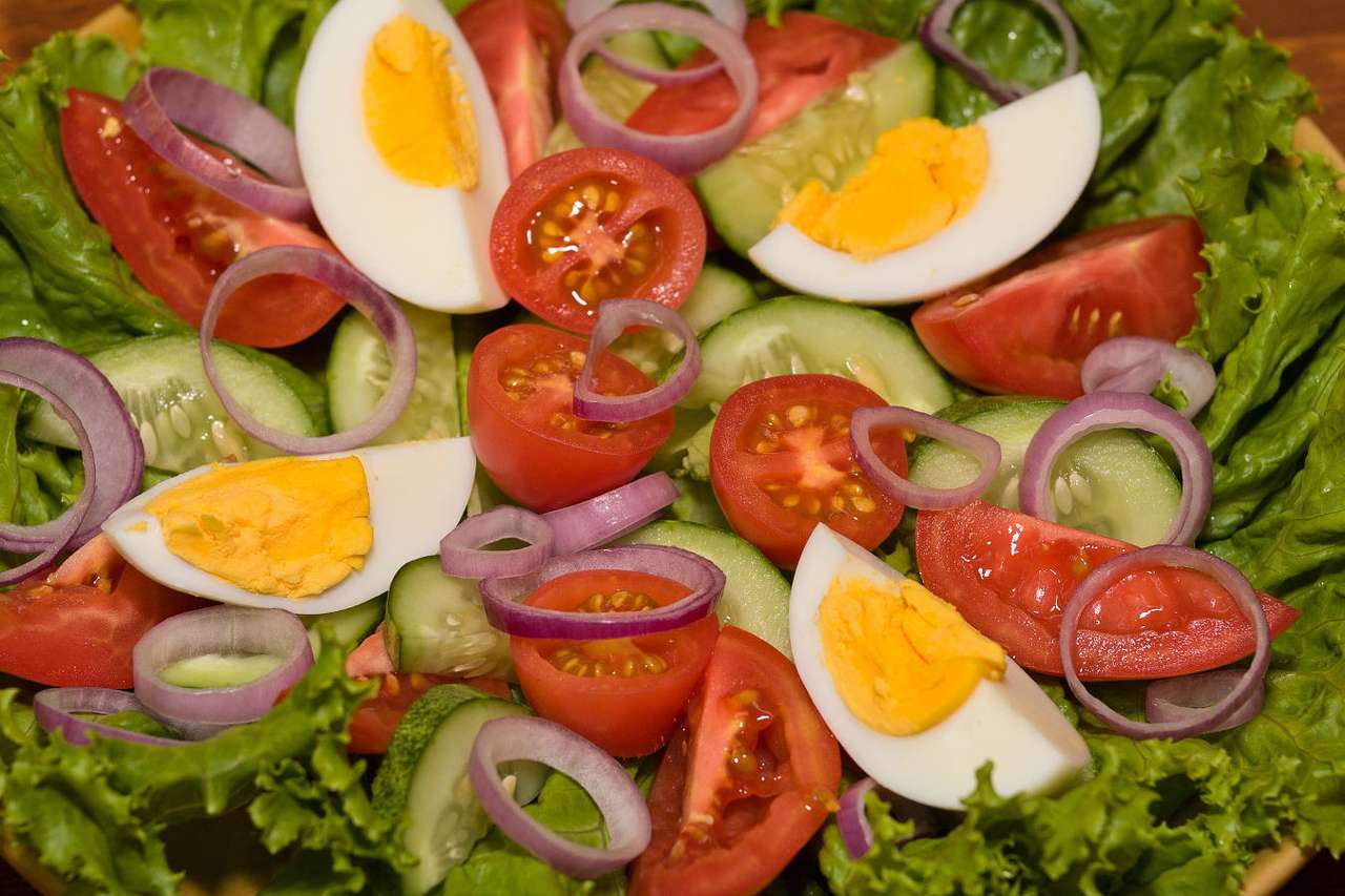 Summer salad with egg puzzle online from photo