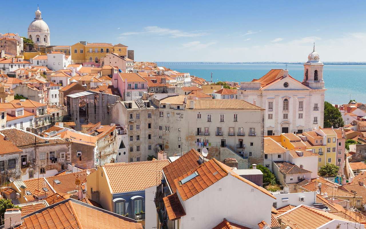 Περιοχή Alfama στη Λισαβόνα (Πορτογαλία) παζλ online από φωτογραφία