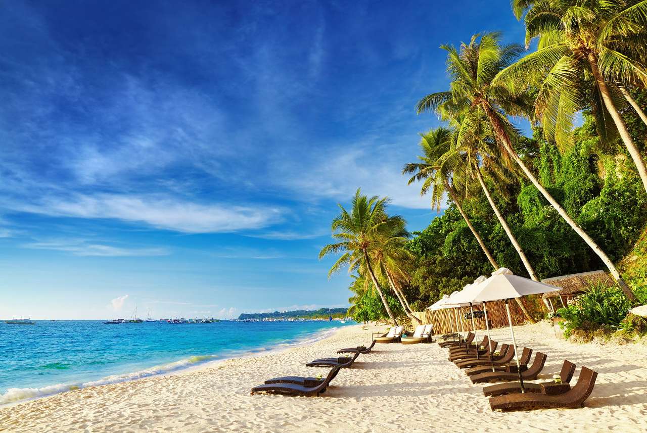 Beach on the island of Boracay (Philippines) puzzle online from photo