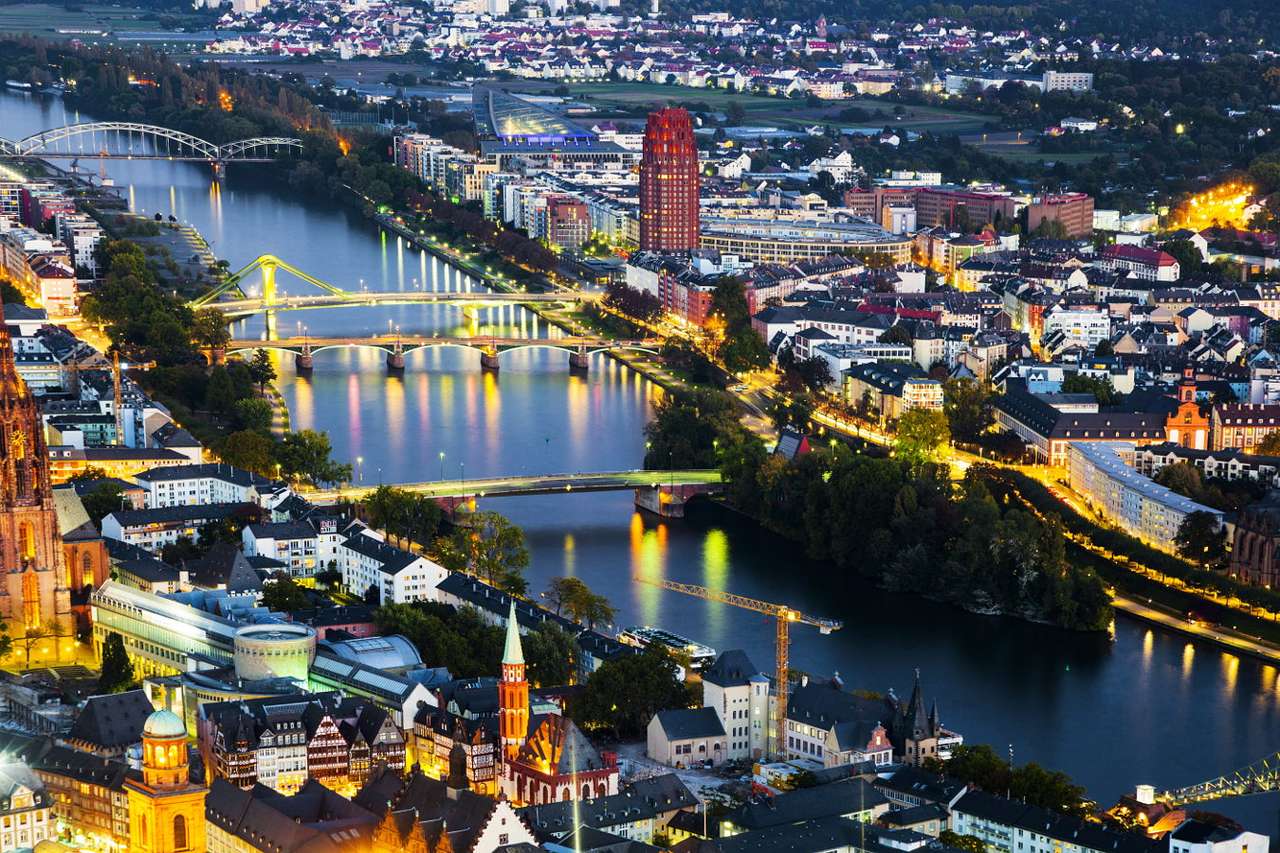 Vista aérea de Frankfurt am Main (Alemanha) puzzle online a partir de fotografia