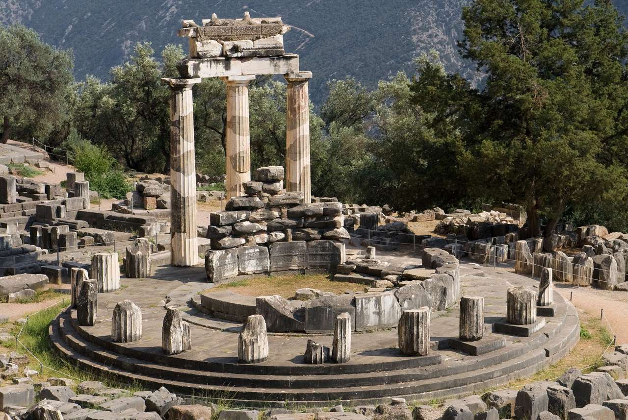 Marmaria i Delfi (Grekland) pussel online från foto