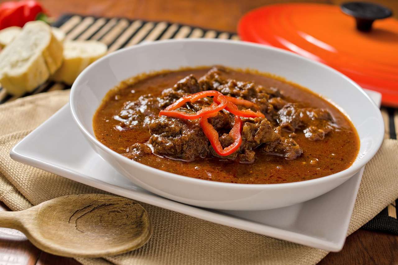 Bowl of Hungarian goulash with pepper puzzle online from photo