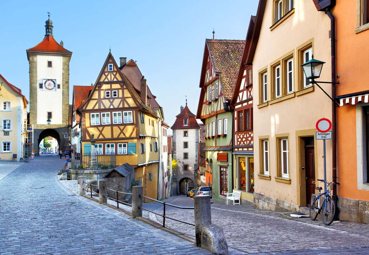 Град Ротенбург об дер Таубер в Бавария (Германия) онлайн пъзел от снимка