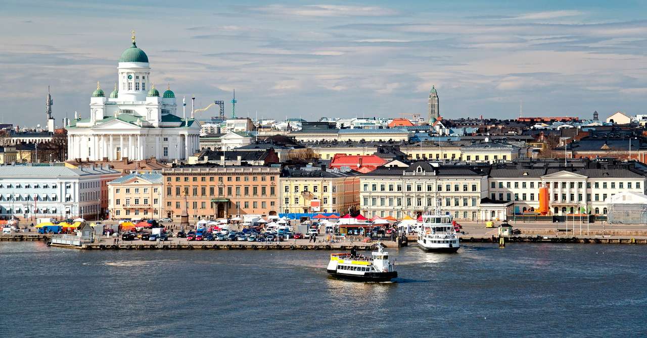 Panorama van Helsinki met het uitzicht op de kathedraal (Finland) puzzel online van foto
