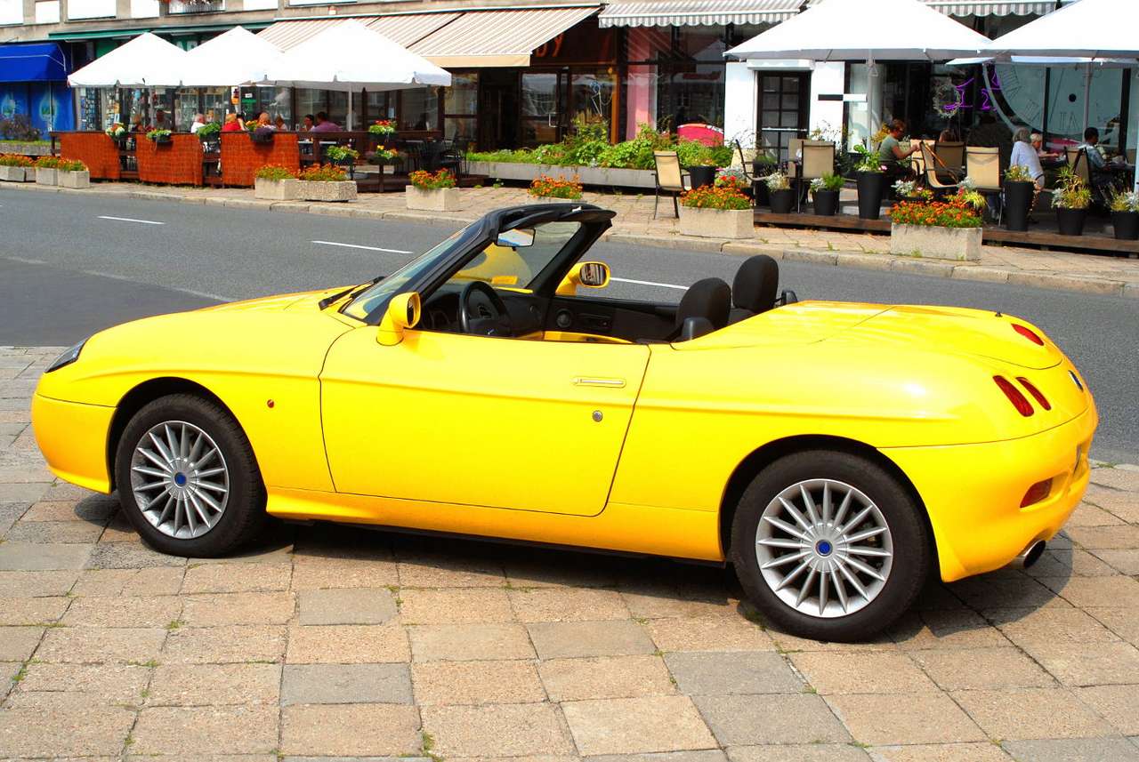 Yellow Fiat Barchetta puzzle online from photo