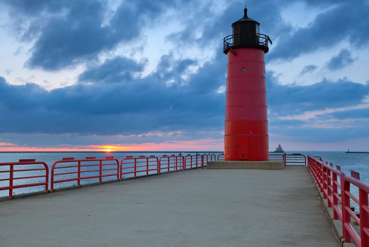 Pierhead Lighthouse in Milwaukee (USA) online puzzle