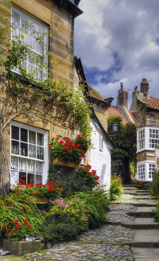 Casa charmosa na vila de Robin Hood’s Bay (Reino Unido) puzzle online