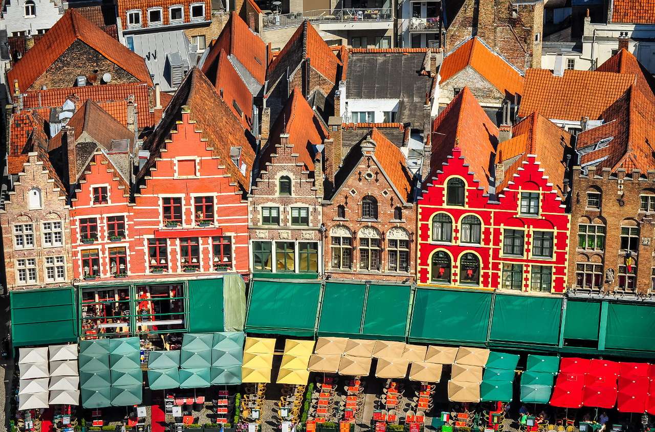 Färgglada hus i Brygge (Belgien) Pussel online