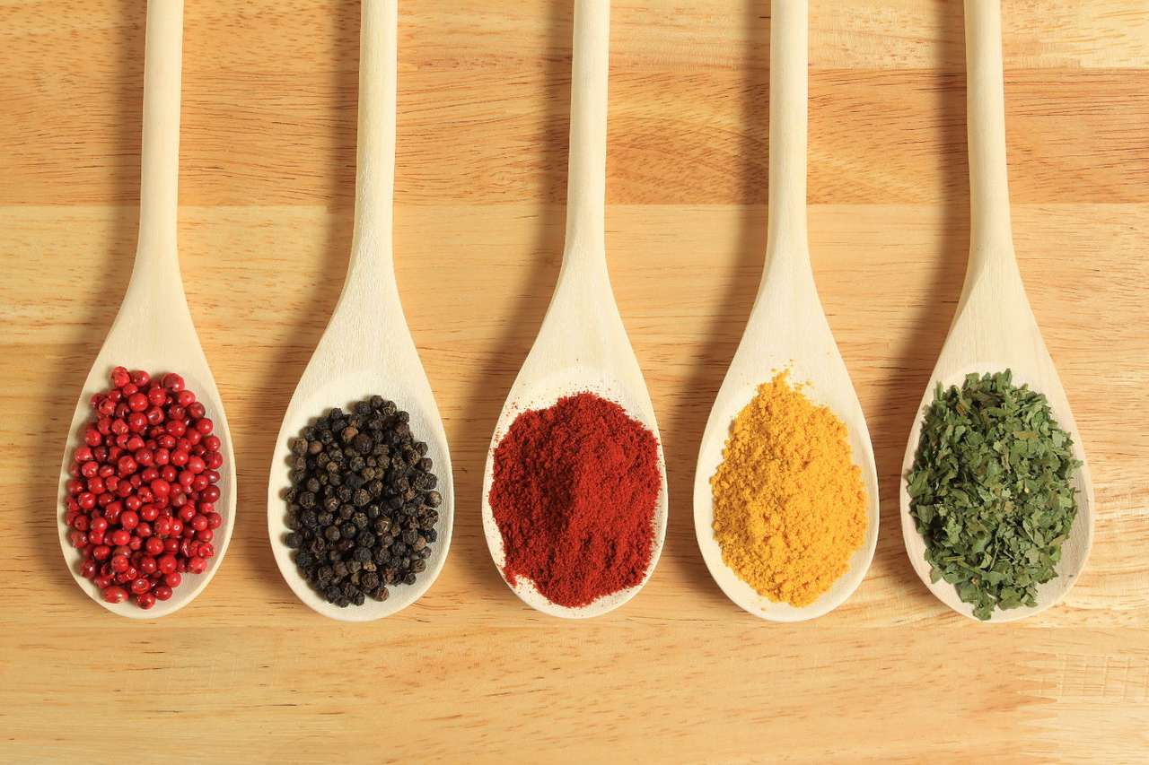 Färgglada kryddor pussel online från foto