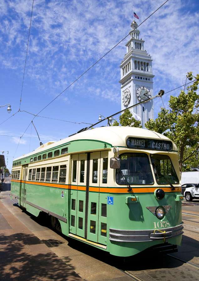 PCC historic tram on the streets of San Francisco (USA) puzzle online from photo