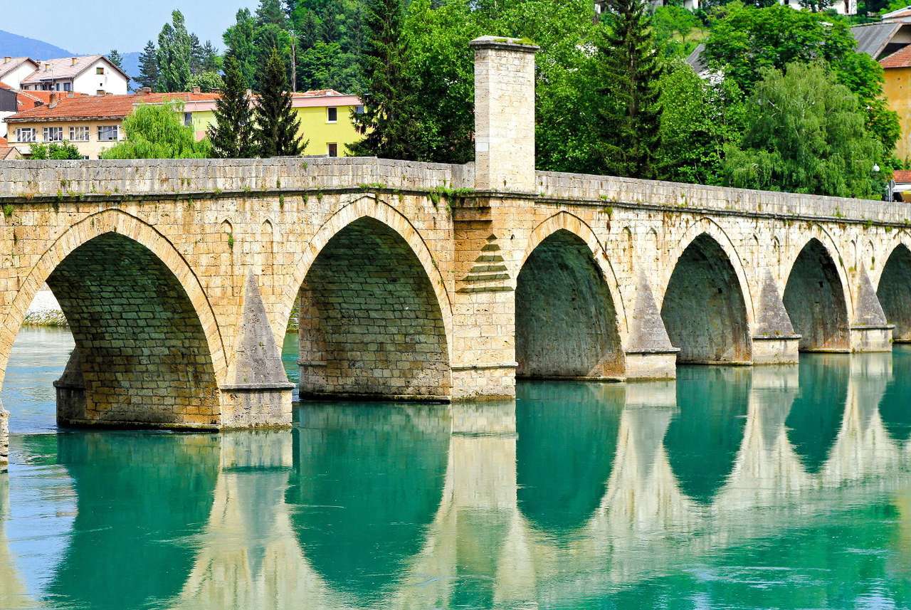 Мостът на Мехмед паша Соколович на река Дрина (Босна и Херцеговина) онлайн пъзел