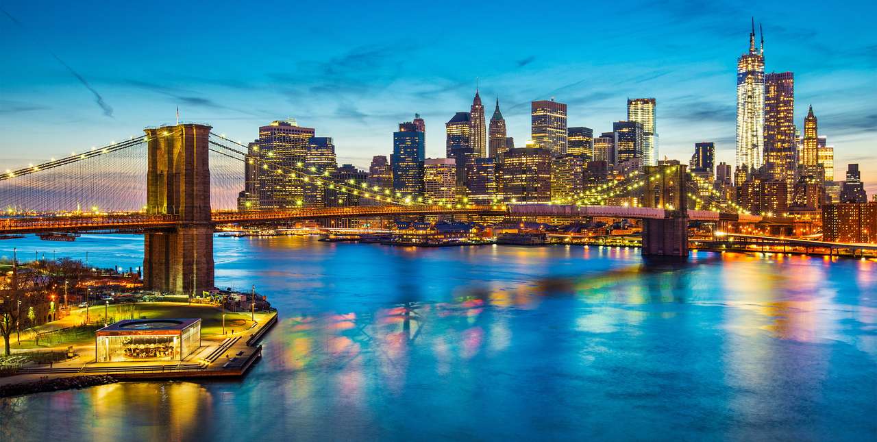 Бруклінський міст з Манхеттеном на задньому плані (США) онлайн пазл