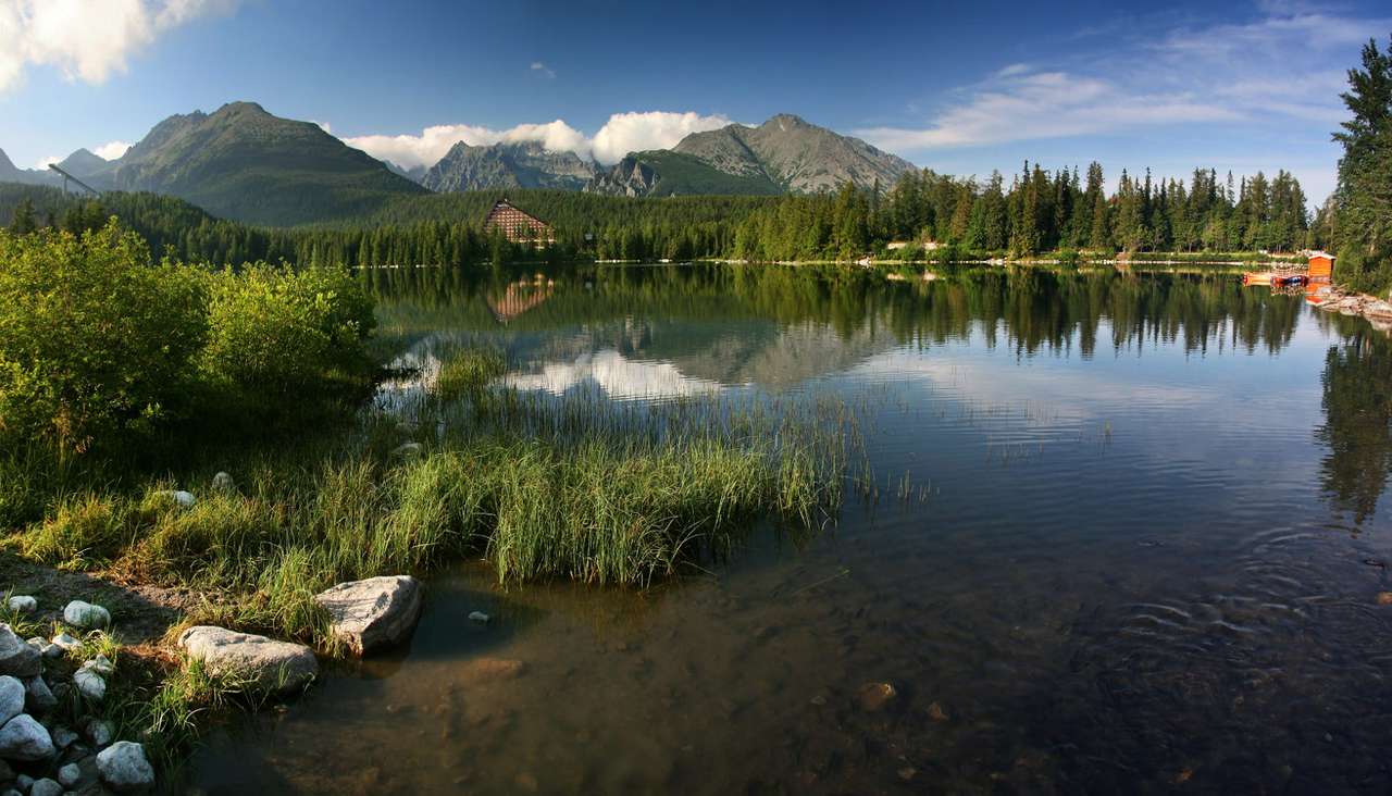 Λίμνη Štrbské Pleso στο High Tatras (Σλοβακία) παζλ online από φωτογραφία