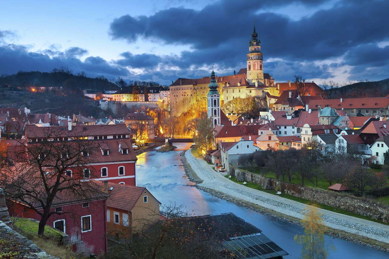 Замок Чески-Крумлов (Чехия) пазл онлайн из фото