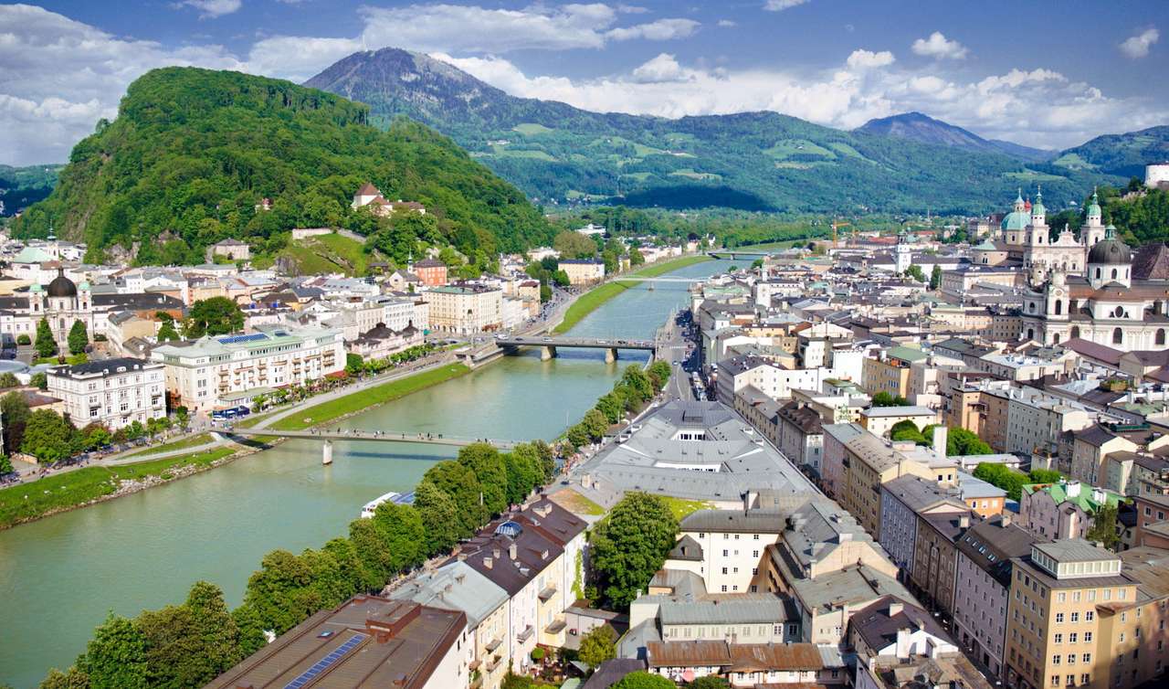 Panorama de Salzburg (Áustria) puzzle online a partir de fotografia