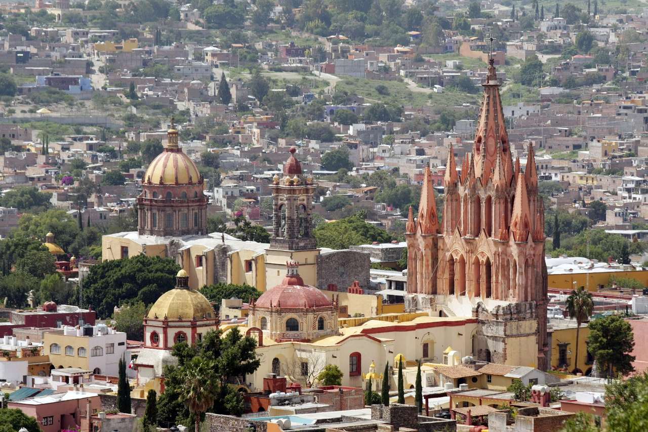 Cidade de San Miguel de Allende (México) puzzle online a partir de fotografia